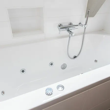 Residences Canal Area Apartment *